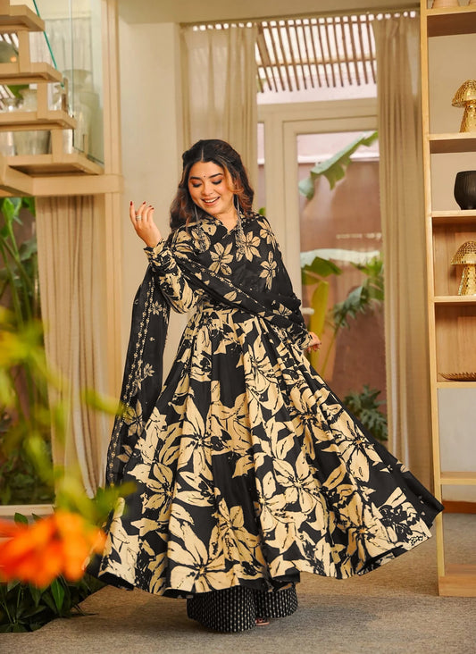 Presents this Designer  3pcs beautiful  printed  Kurti ,bottom with dupatta Collection